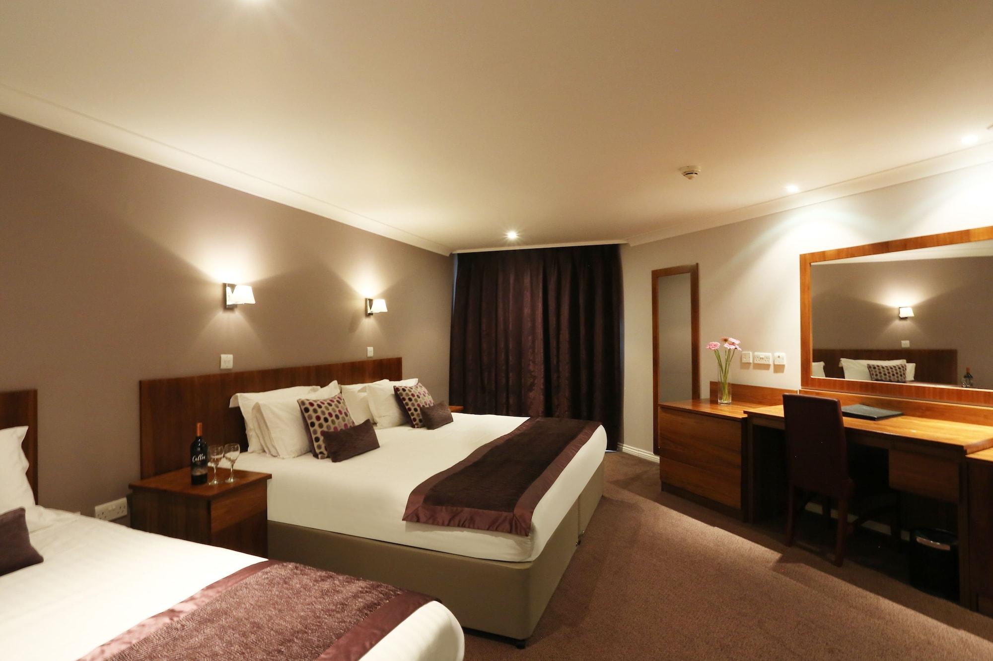 Stoke By Nayland Hotel, Golf & Spa Leavenheath Exterior photo