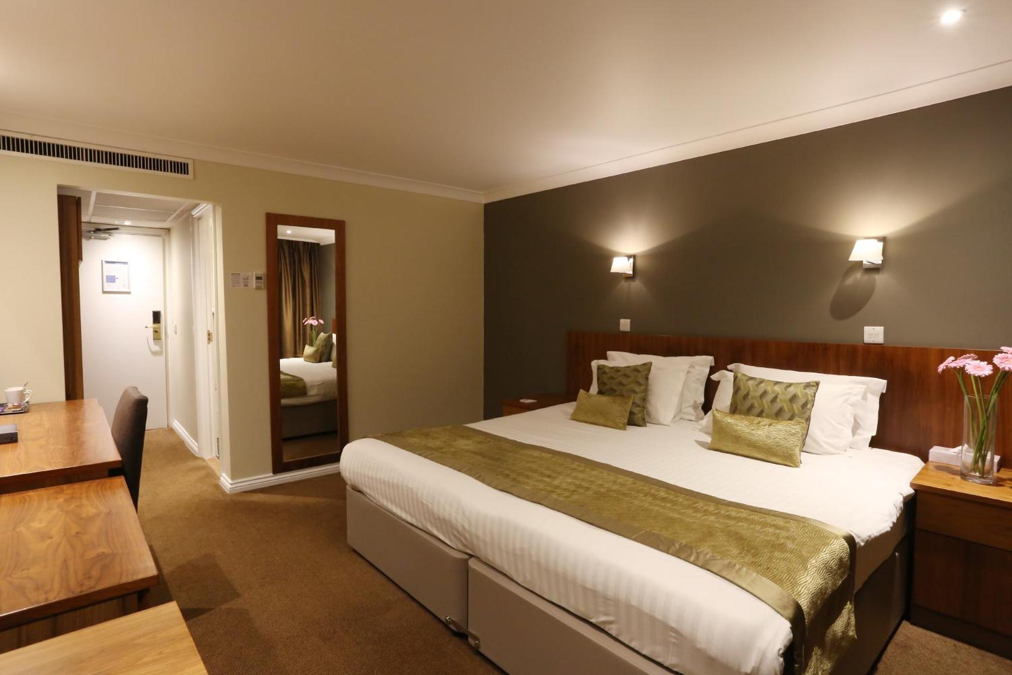 Stoke By Nayland Hotel, Golf & Spa Leavenheath Room photo